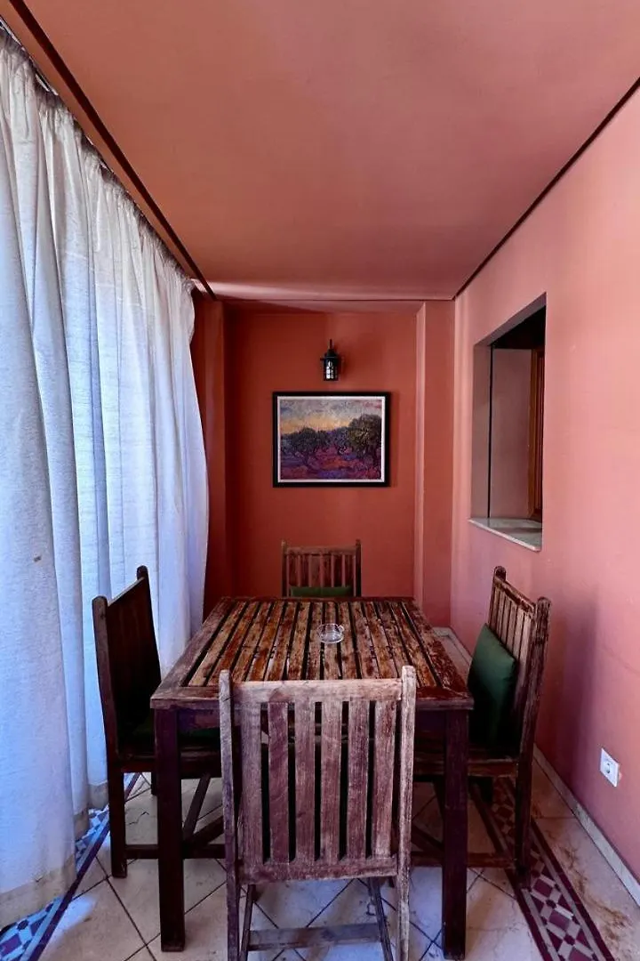Lux Apt, Prime Location, Jacuzzi مراكش 0*,  المغرب