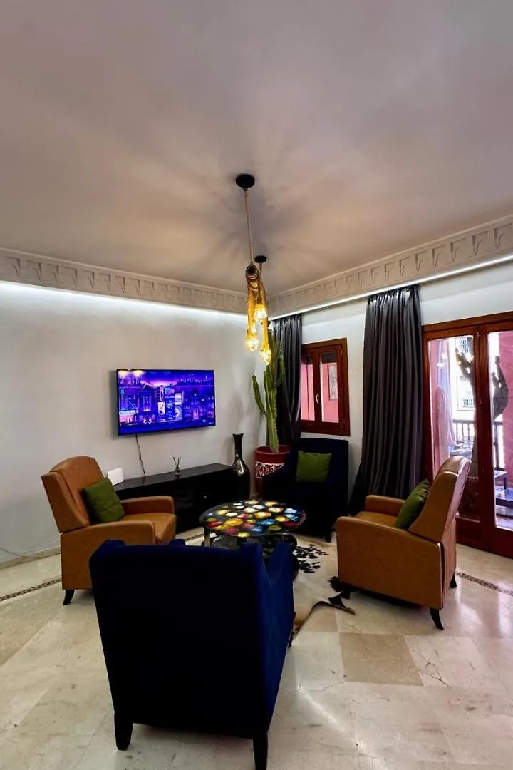 شقة Lux Apt, Prime Location, Jacuzzi مراكش