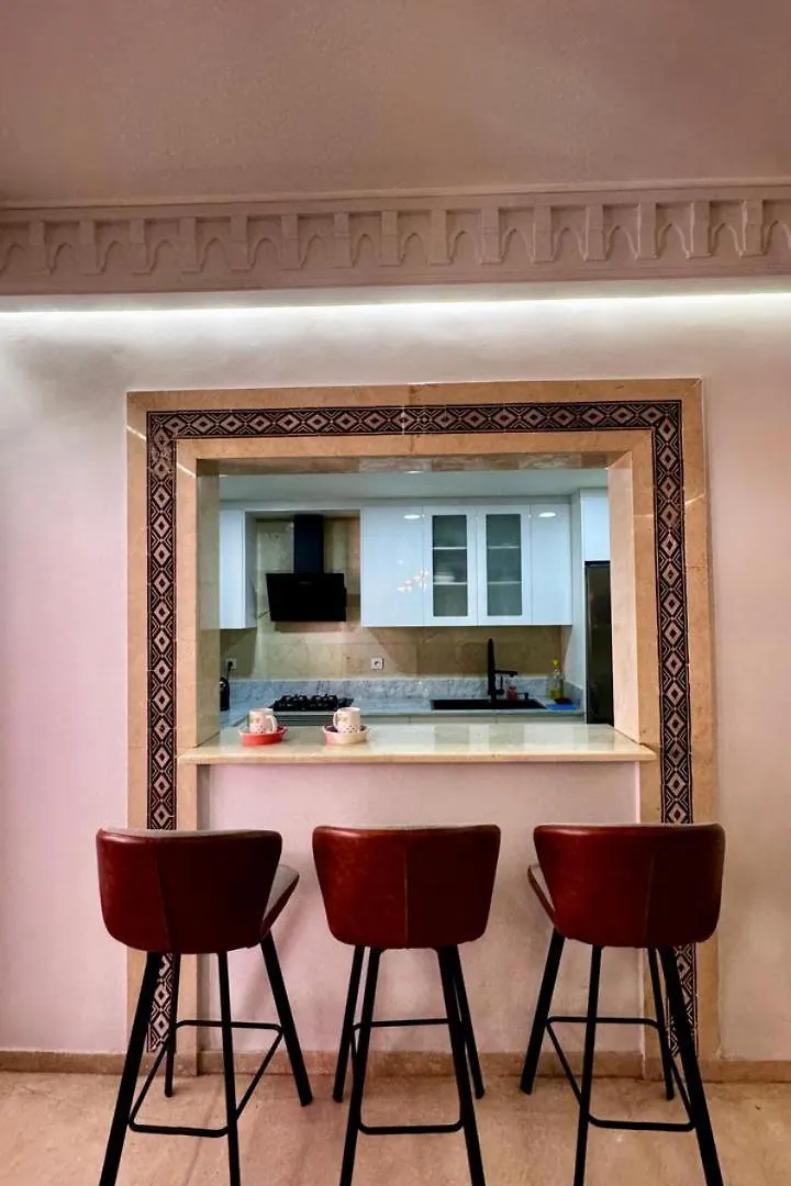 Lux Apt, Prime Location, Jacuzzi مراكش المغرب