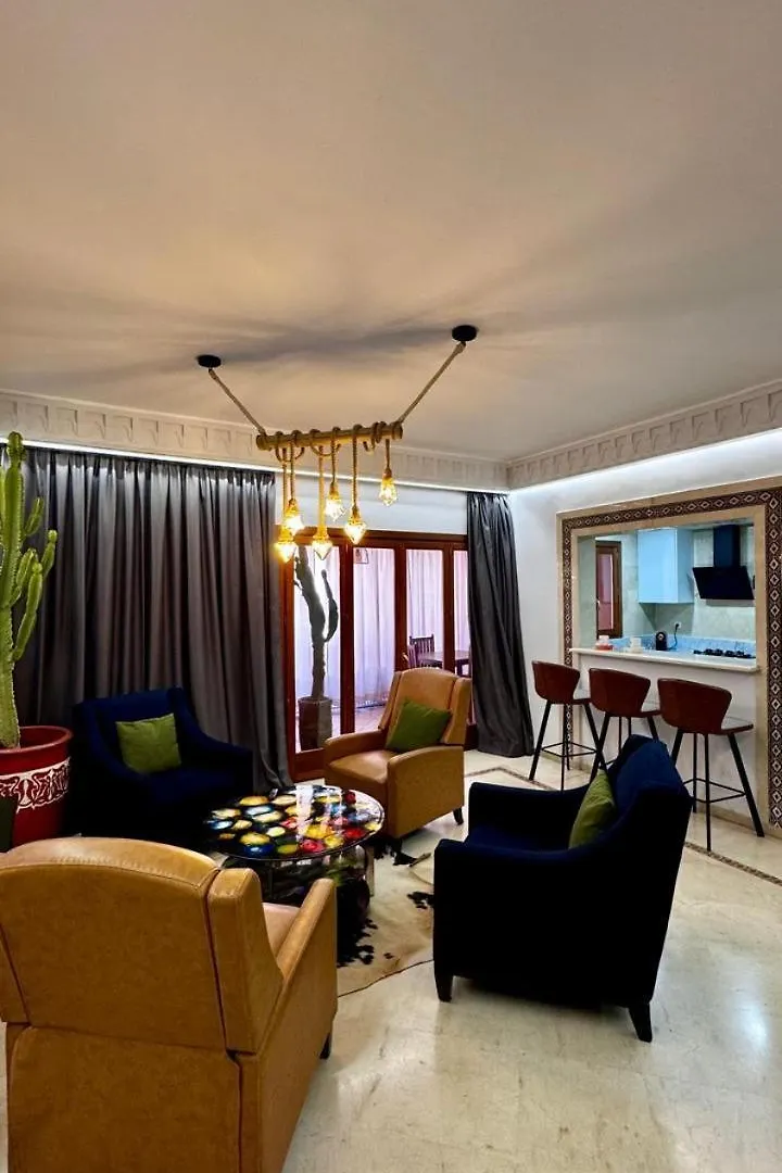 Lux Apt, Prime Location, Jacuzzi مراكش المغرب