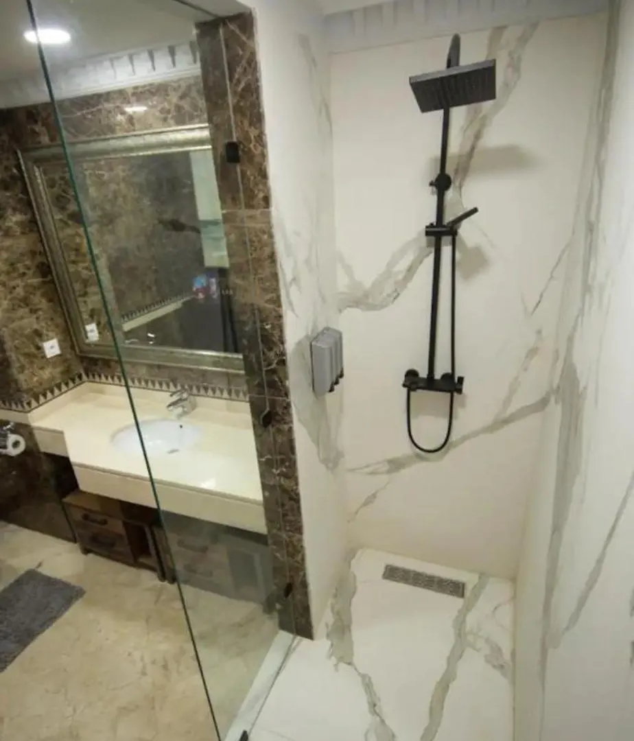 Lux Apt, Prime Location, Jacuzzi Marrakesh 0*,  Morocco